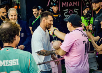 Messi amplia negócios fora do campo e se torna o segundo bilionário do futebol